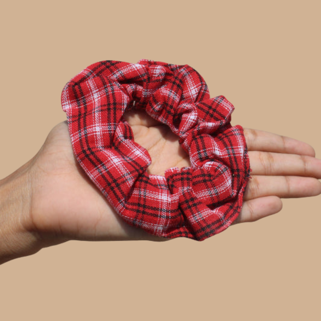 Check Print Red Medium size Scrunchie