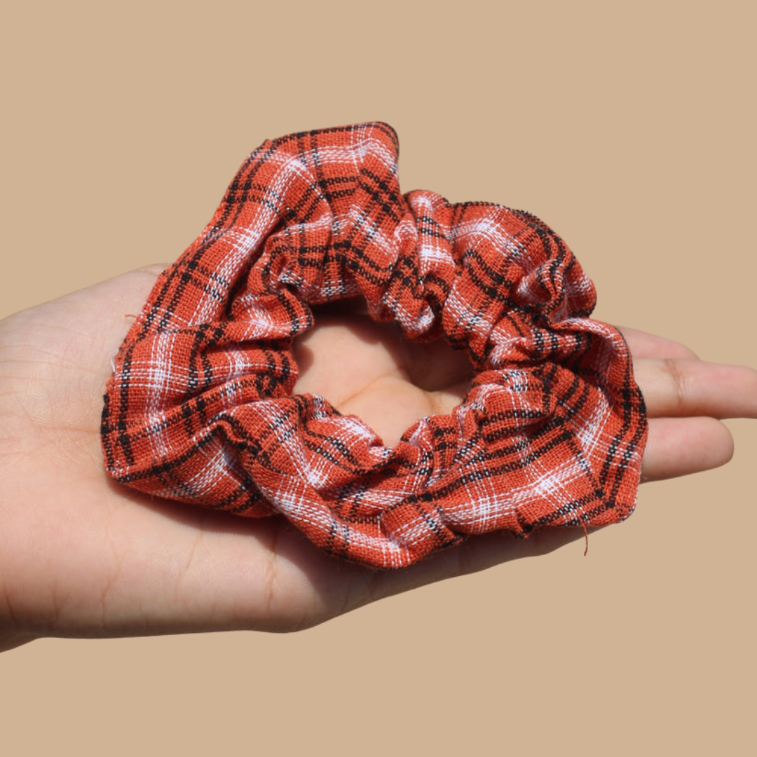 Check Print orange Medium size Scrunchie