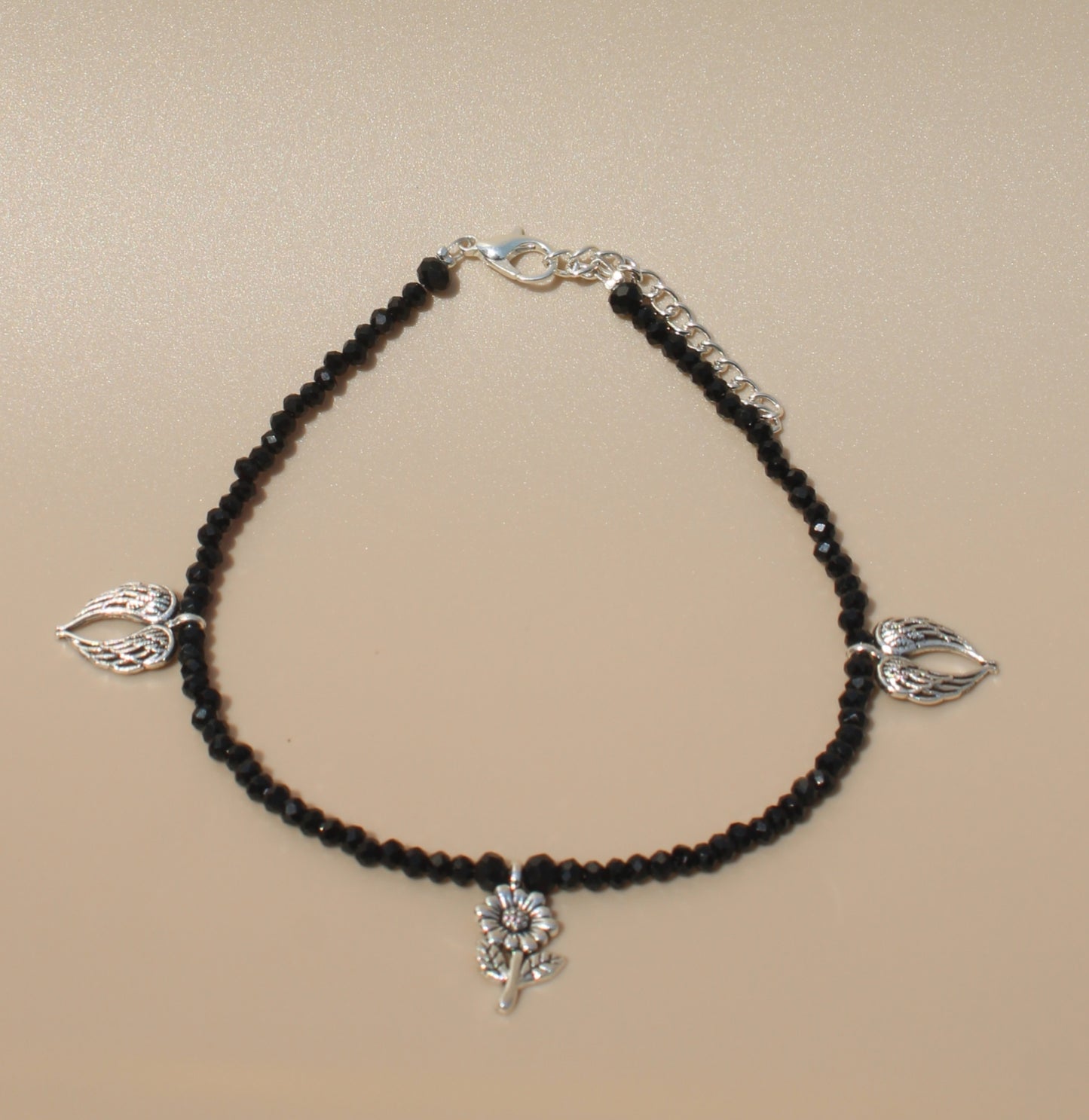 Small Black crystal with flower hanging anklet