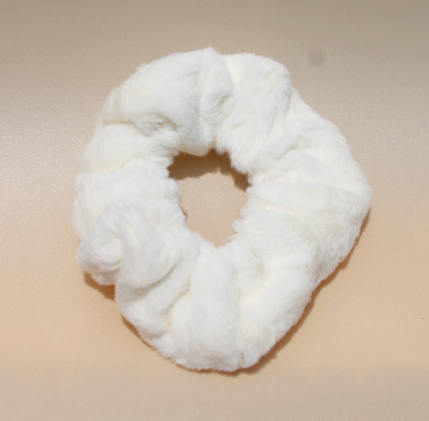 Korean Fur Scrunchie (white )