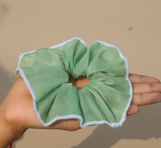 Medium Size Green Scrunchie ( NORMAL RUBBERBAND USED AS ELASTIC )